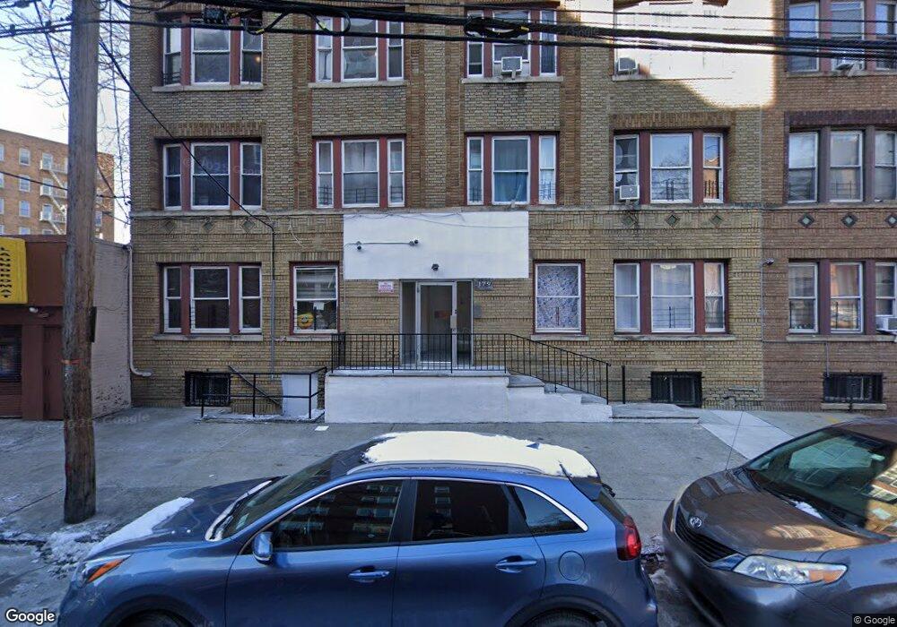 179 Valentine Ln unit 2W, Yonkers, NY 10705 - photo 1