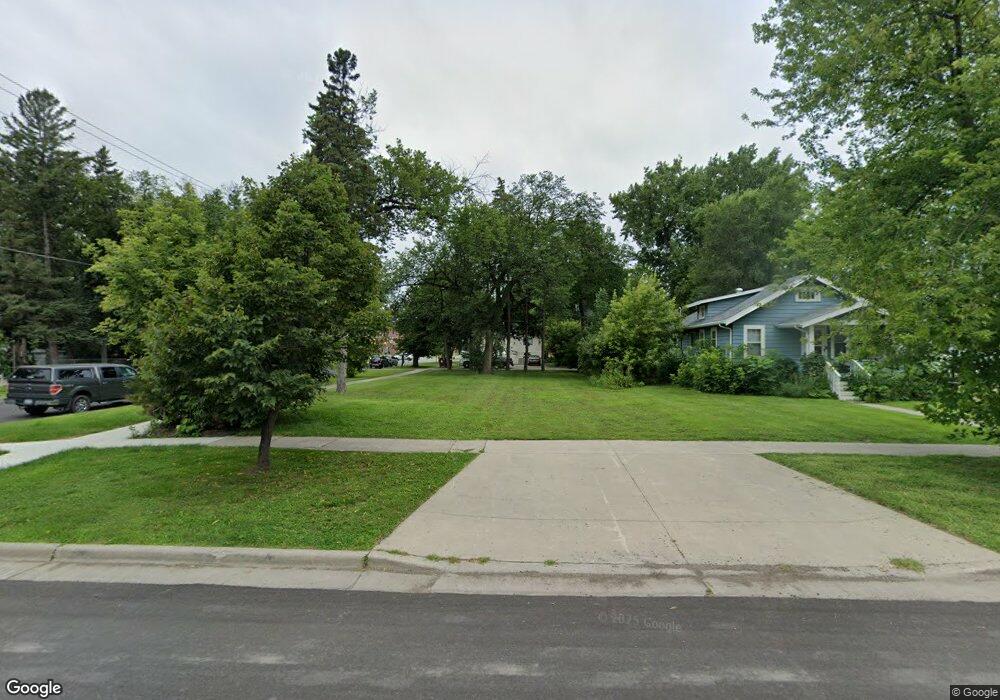1502 12th St N, Fargo, ND 58102 - photo 1