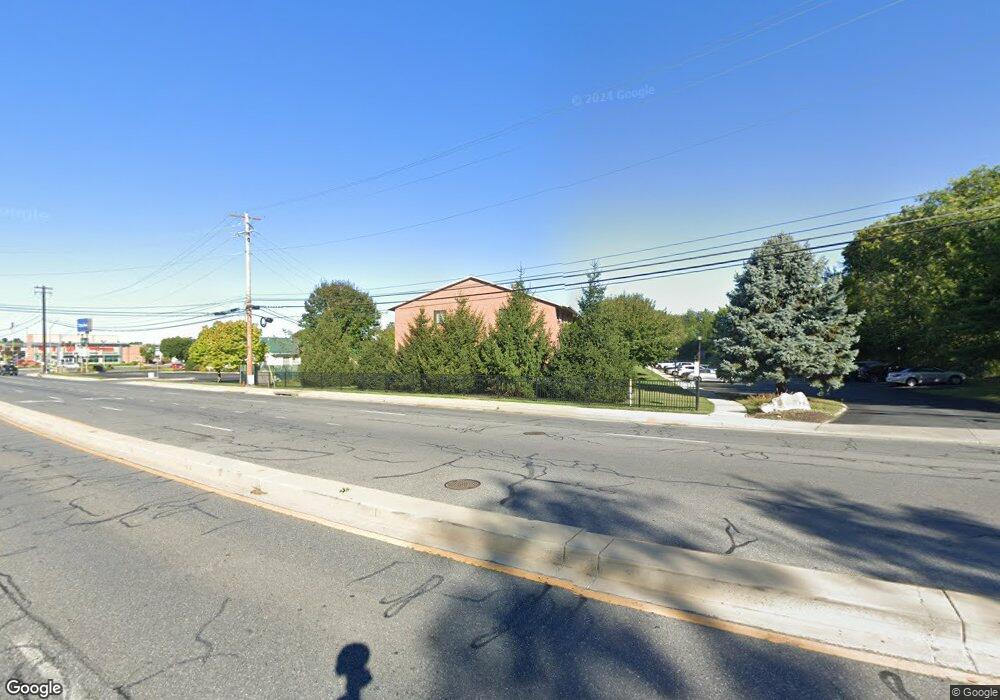 1631 Edgewood Place unit 102, Hagerstown, MD 21740 - photo 1