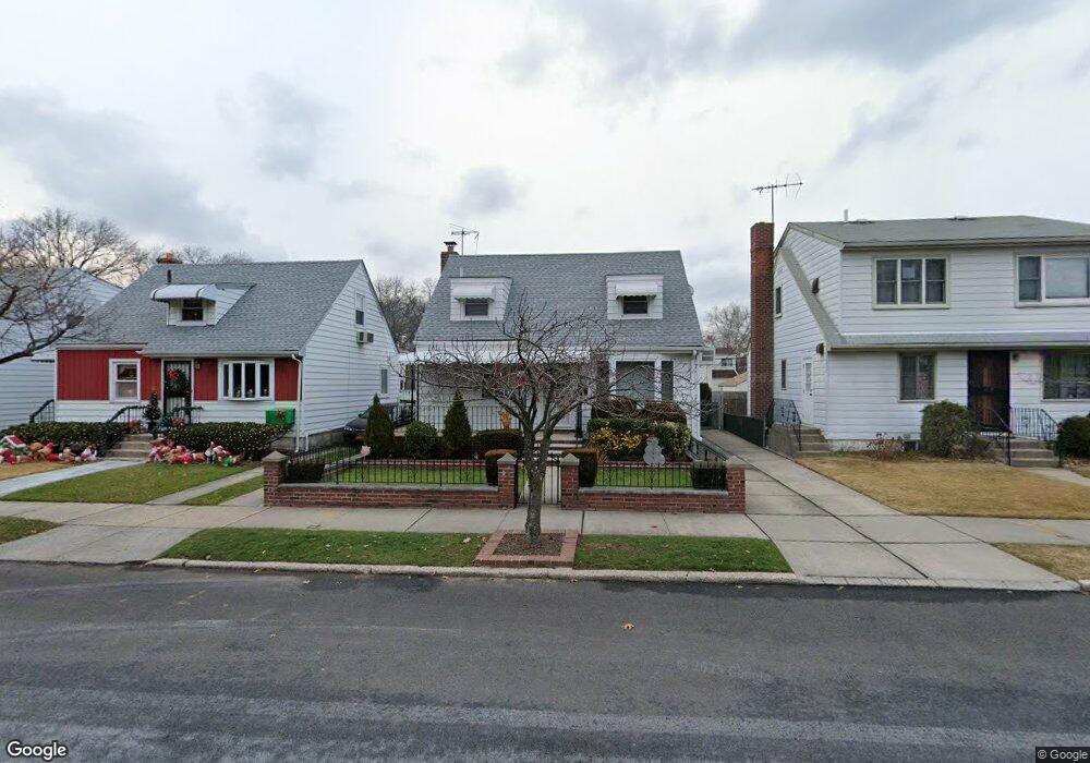 16419 Underhill Ave, Fresh Meadows, NY 11365 - photo 1