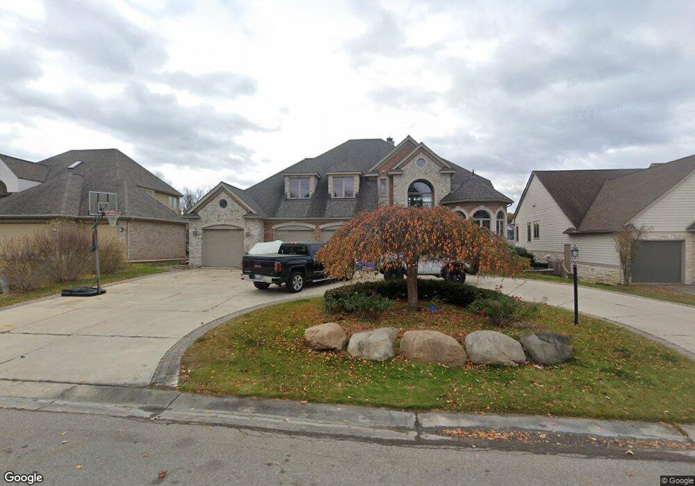 4459 Island View Dr, Waterford, MI 48328 - photo 1