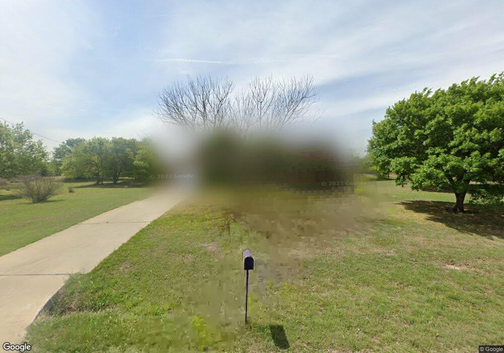 520 Mcfarland Ln, Weatherford, TX 76088 - photo 1