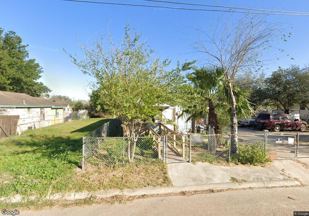 438 S 17th St, Donna, TX 78537 - photo 1