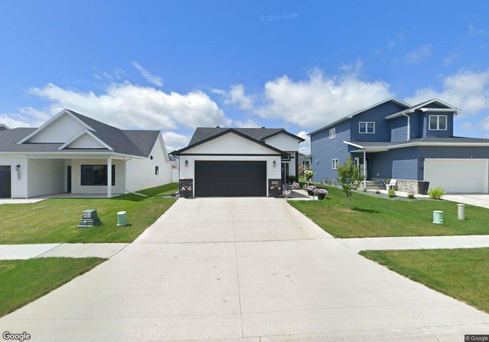 7215 Madelyn Ln S, Fargo, ND 58104 - photo 1