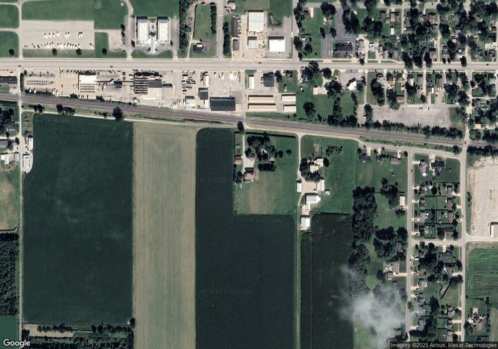 1057 Baltimore Ave, Nappanee, IN 46550 - photo 1