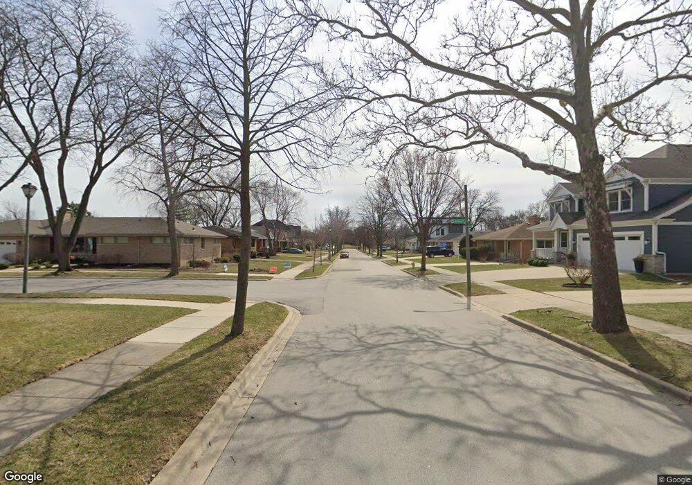 719 S Fairview Ave, Elmhurst, IL 60126 - photo 1