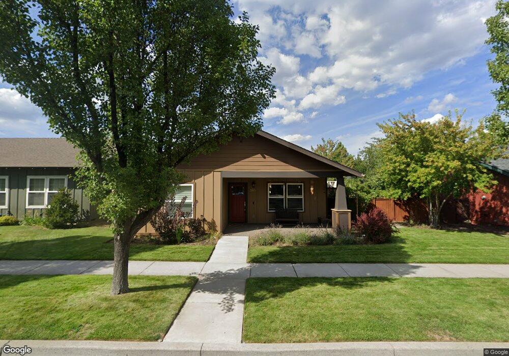 20634 Jayhawk Ln, Bend, OR 97702 - photo 1