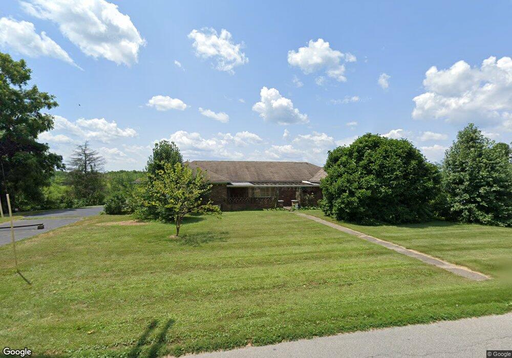 901 2nd St, Covington, IN 47932 - photo 1