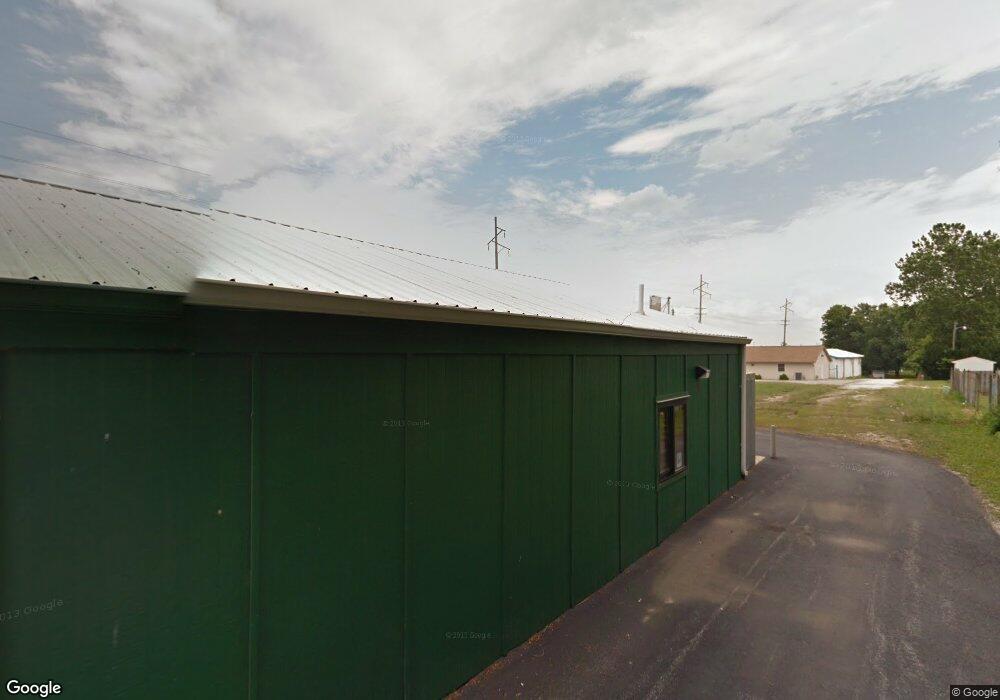 350 N Main St, Virginia, IL 62691 - photo 1