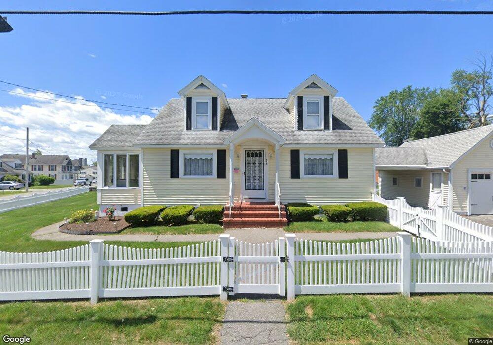 294 Cumberland Rd, Lowell, MA 01850 - photo 1