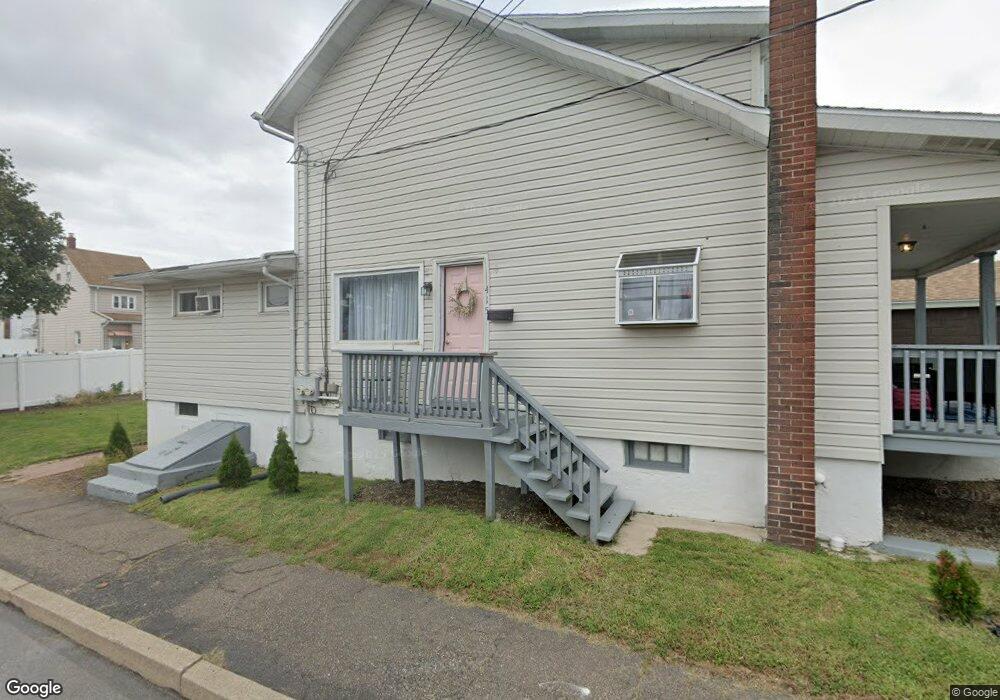 415 E 9th St, Hazleton, PA 18201 - photo 1