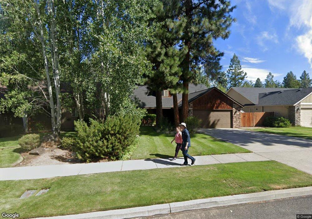 19916 Antler Point Dr, Bend, OR 97702 - photo 1