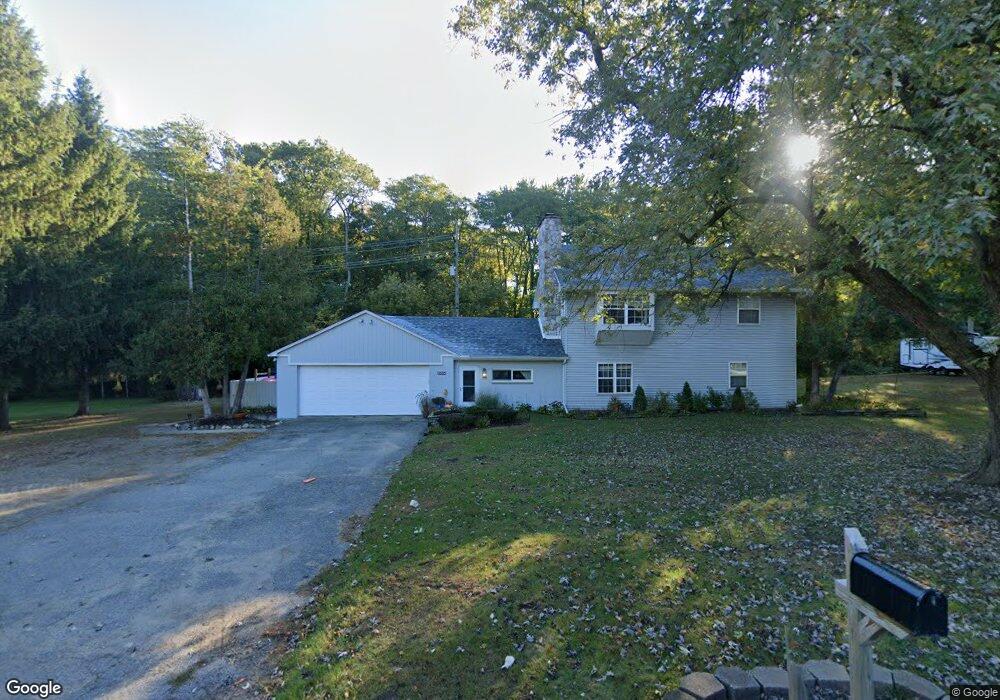 4505 Green Lake Rd, West Bloomfield, MI 48323 - photo 1