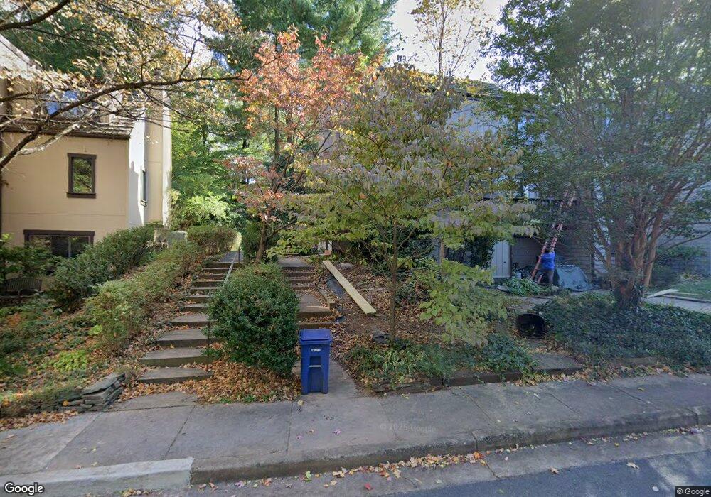 1527 Park Glen Ct, Reston, VA 20190 - photo 1