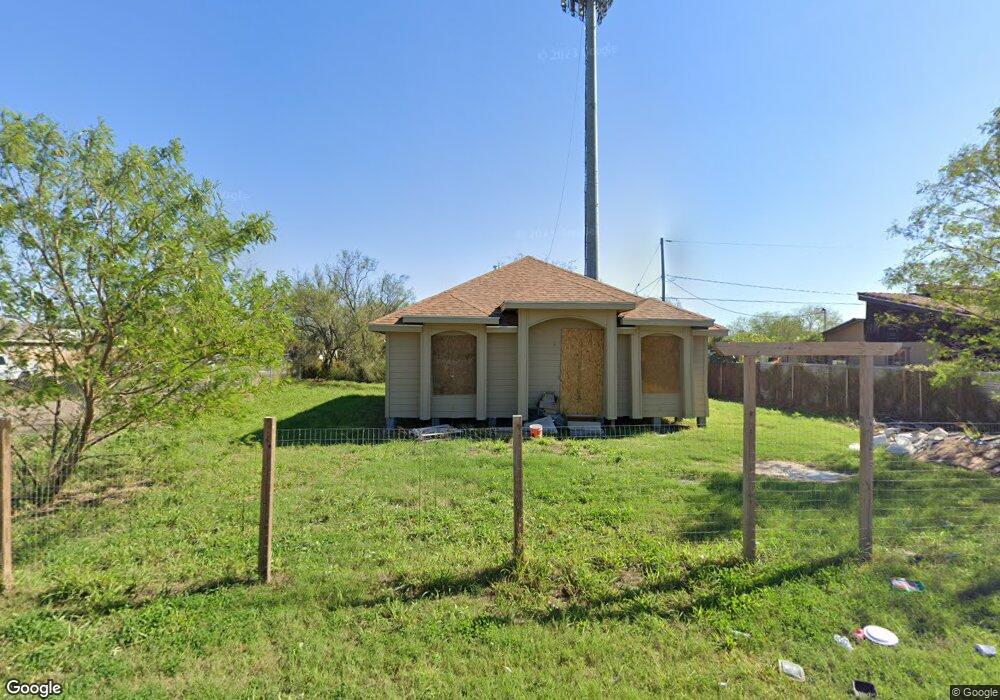 1102 Champion Dr, Donna, TX 78537 - photo 1