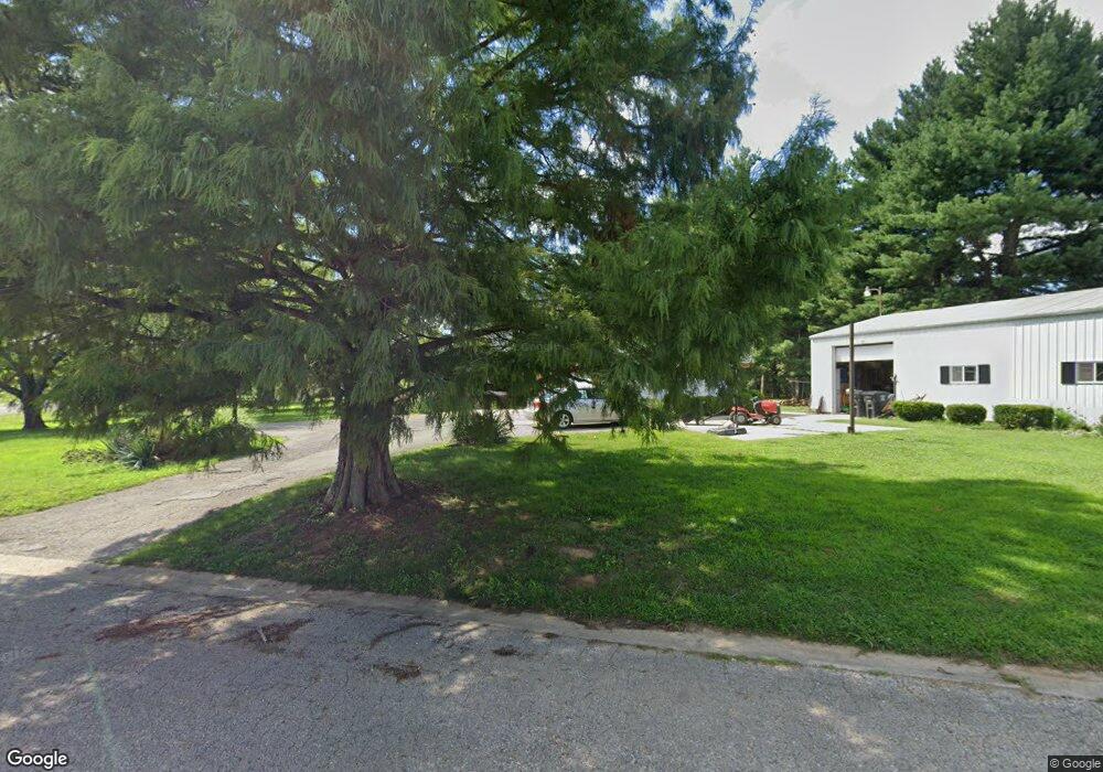 16125 Leprechaun Ln, Effingham, IL 62401 - photo 1