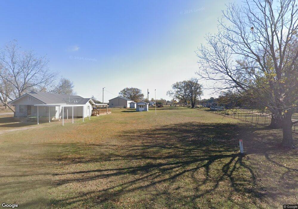 2704 N Wilson Rd, Henryetta, OK 74437 - photo 1