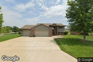 400 Kelsey Cir, Crooks, SD 57020