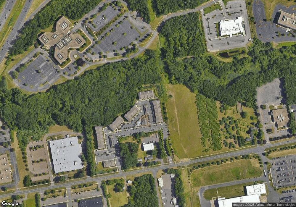 7 Kensington Ln, Rocky Hill, CT 06067 - photo 1