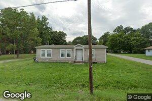 609 Plyant St, Brookport, IL 62910