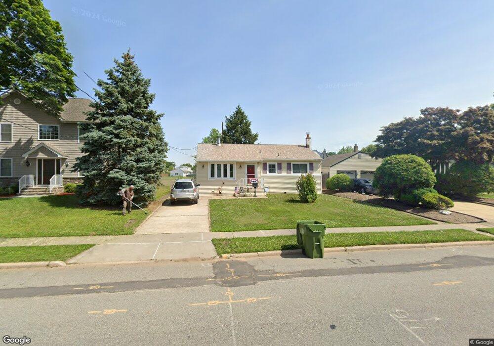 39 Jefferson Blvd, Edison, NJ 08817 - photo 1