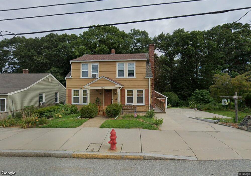 202 Aylsworth Ave, Woonsocket, RI 02895 - photo 1