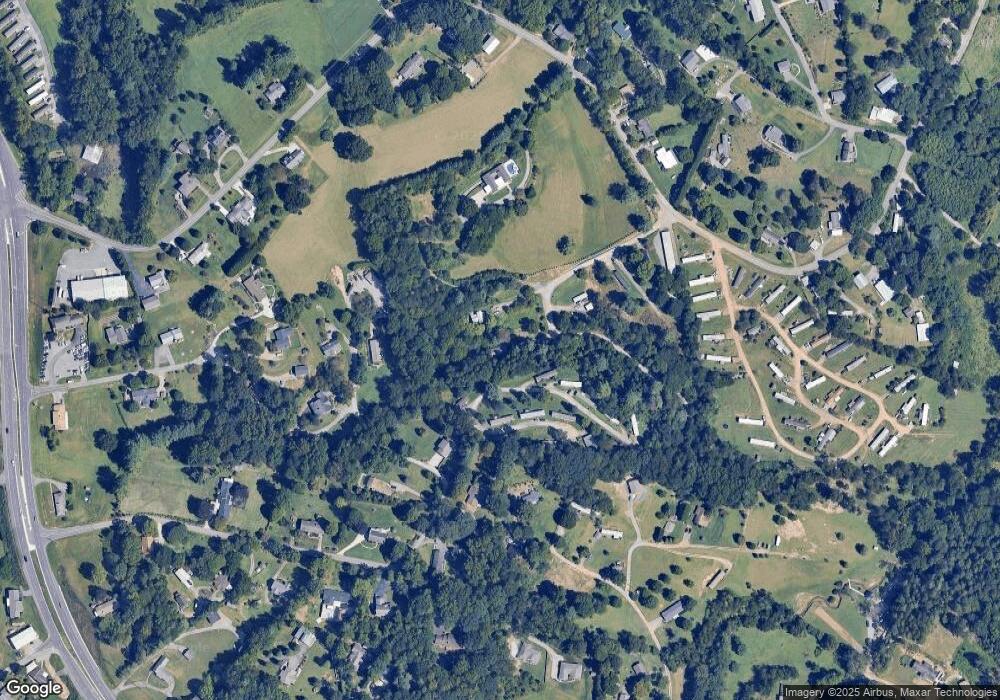 65 Ramsey Rd, Asheville, NC 28806 - photo 1