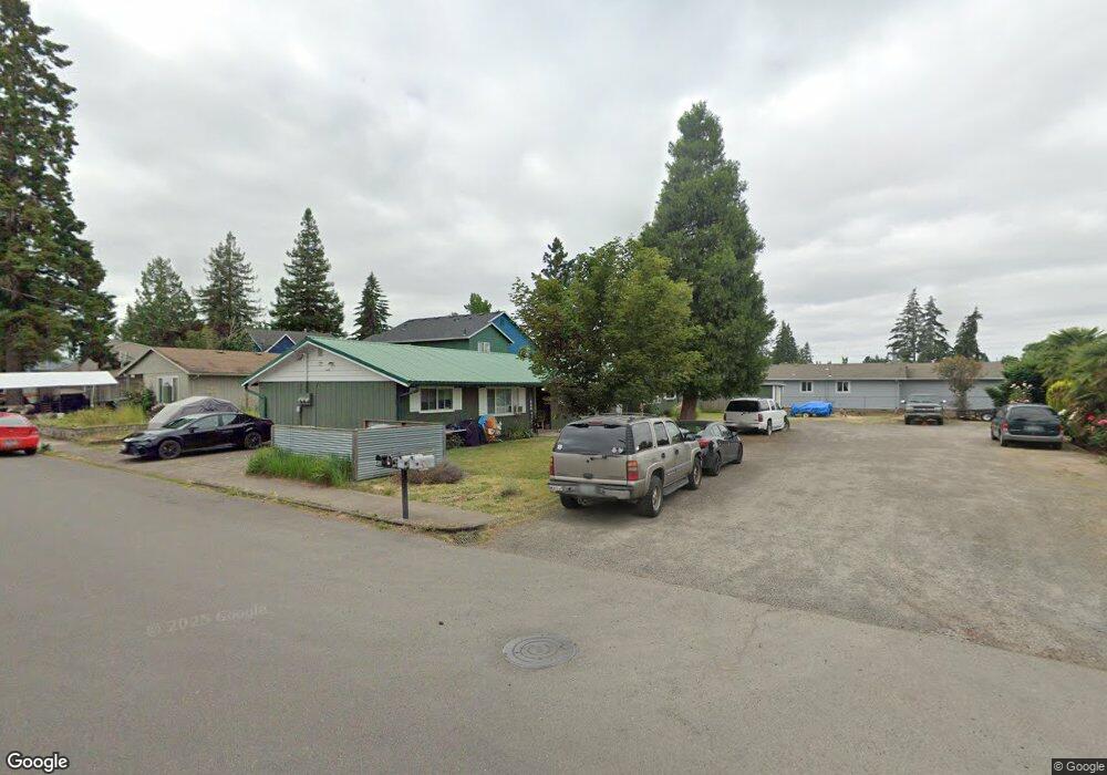 245 SE 3rd Ave, Canby, OR 97013 - photo 1