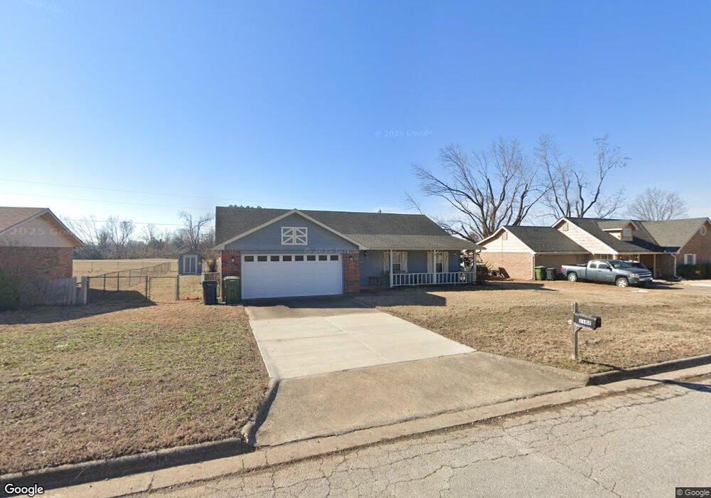 1102 W Geneva St, Rogers, AR 72758 - photo 1