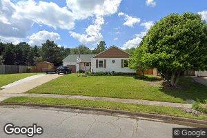 2560 Roundtree Cir, Chesapeake, VA 23323