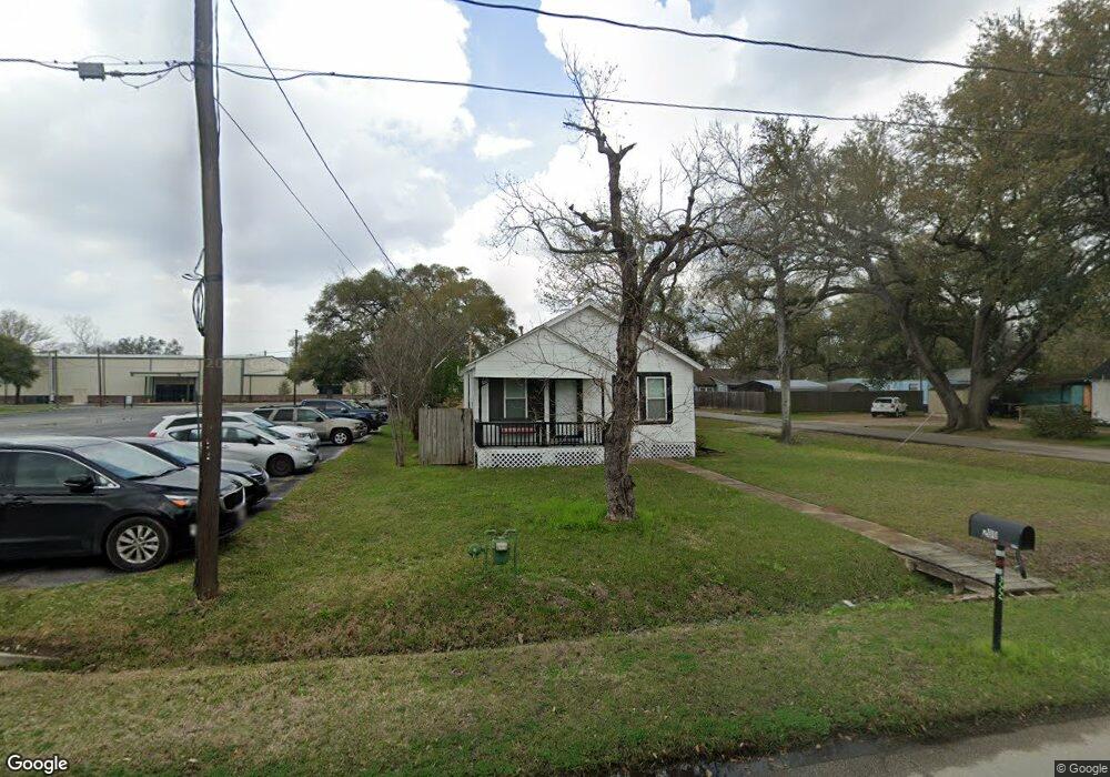 200 Houston St, Tomball, TX 77375 - photo 1
