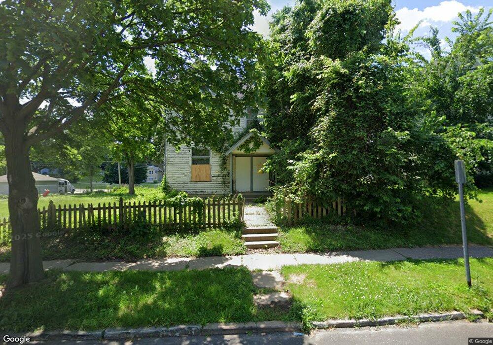 615 W 14th St, Davenport, IA 52803 - photo 1