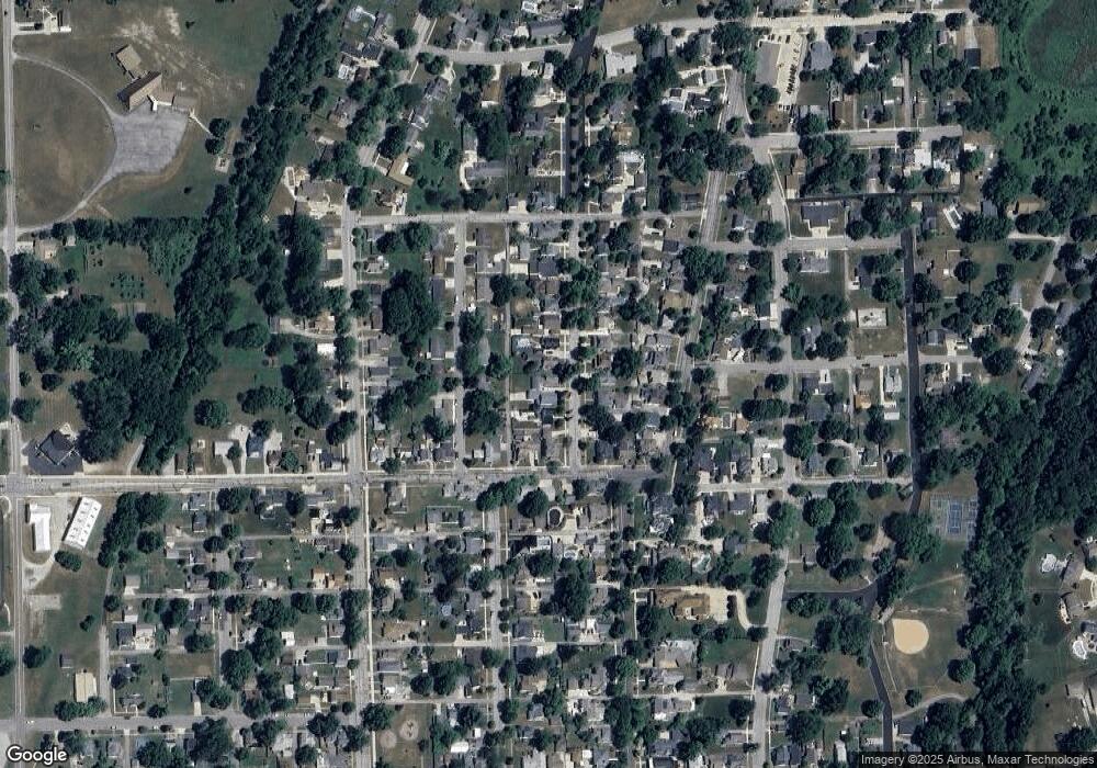 813 Midway Dr, Auburn, IN 46706 - photo 1