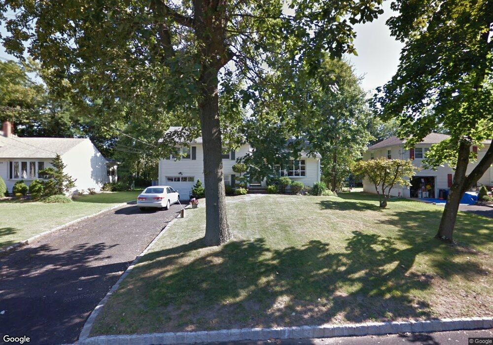 22 W Mcclellan Ave, Livingston, NJ 07039 - photo 1