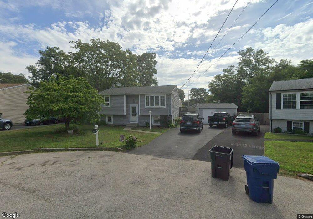 36 Gateway Ct, Warwick, RI 02889 - photo 1