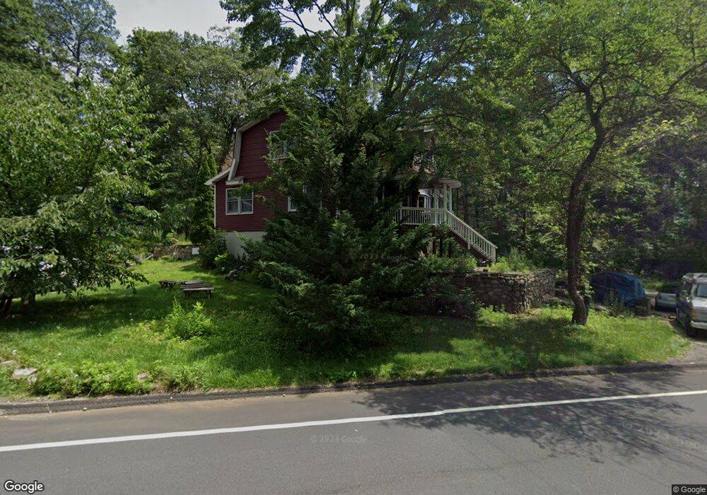 425 Maxim Dr, Andover, NJ 07821 - photo 1