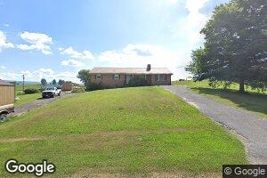 528 Highland Park Ln, Sugar Grove, VA 24375