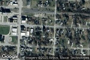 143 E South Ave, Sumner, IL 62466