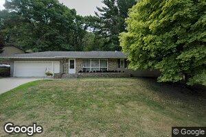 1301 Hillcrest Dr, Saint Charles, MN 55972