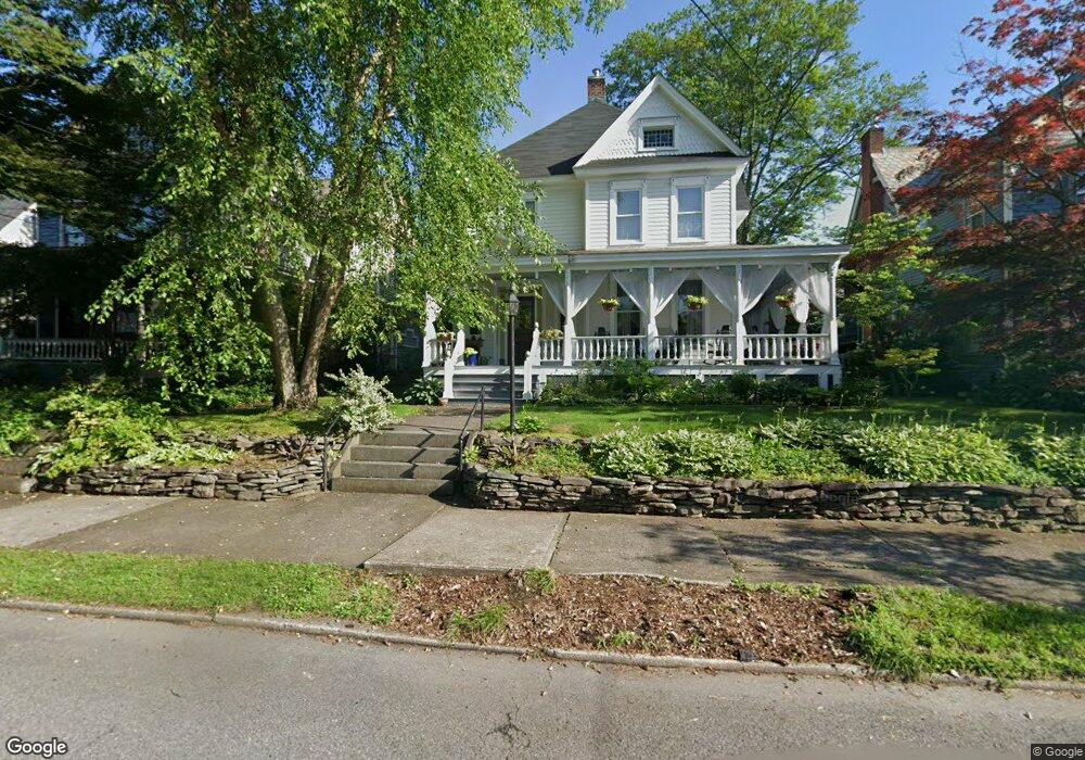 602 Thomas St, Stroudsburg, PA 18360 - photo 1