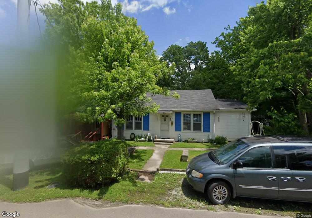 633 Landers St, Shelbyville, TN 37160 - photo 1