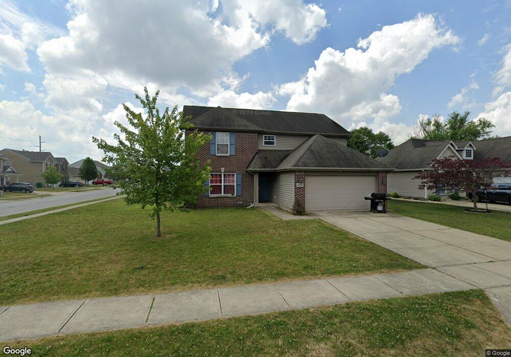 8221 Crumwell Dr, Avon, IN 46123 - photo 1