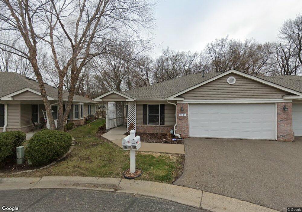 5281 Saint Albans Bay Cir, Excelsior, MN 55331 - photo 1