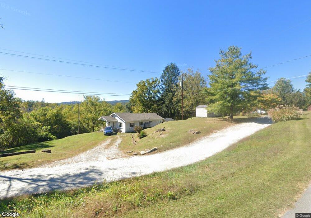 341 Queen St, Hendersonville, NC 28792 - photo 1