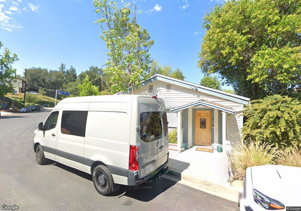 21801 De la Luz Ave, Woodland Hills, CA 91364 - photo 1