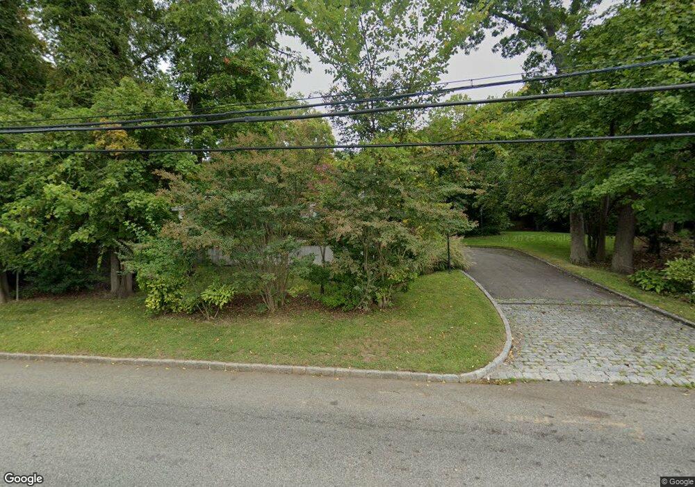 201 W Shore Rd unit A, Great Neck, NY 11024 - photo 1