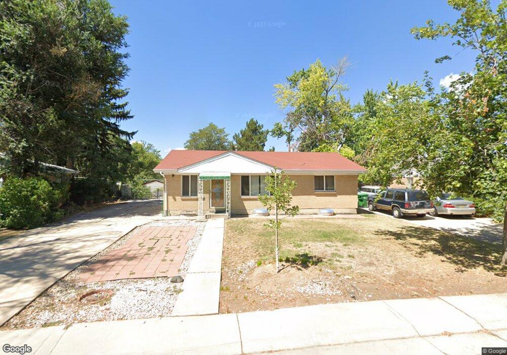 857 Iola St, Aurora, CO 80010 - photo 1