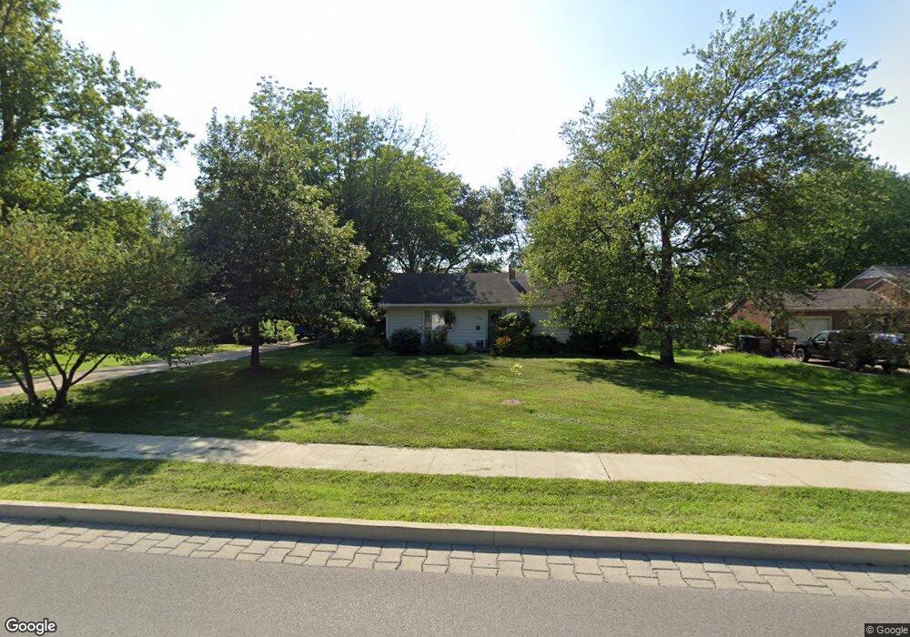 3328 Westenedge Dr, Columbus, IN 47203 - photo 1