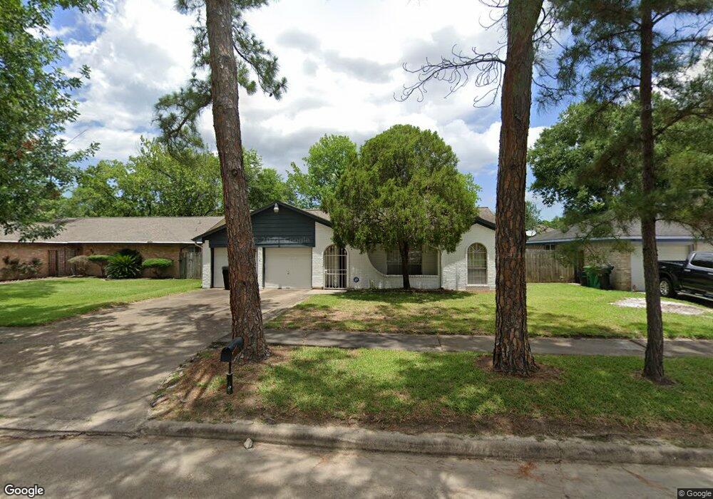 3914 Almington Ln, Houston, TX 77088 - photo 1