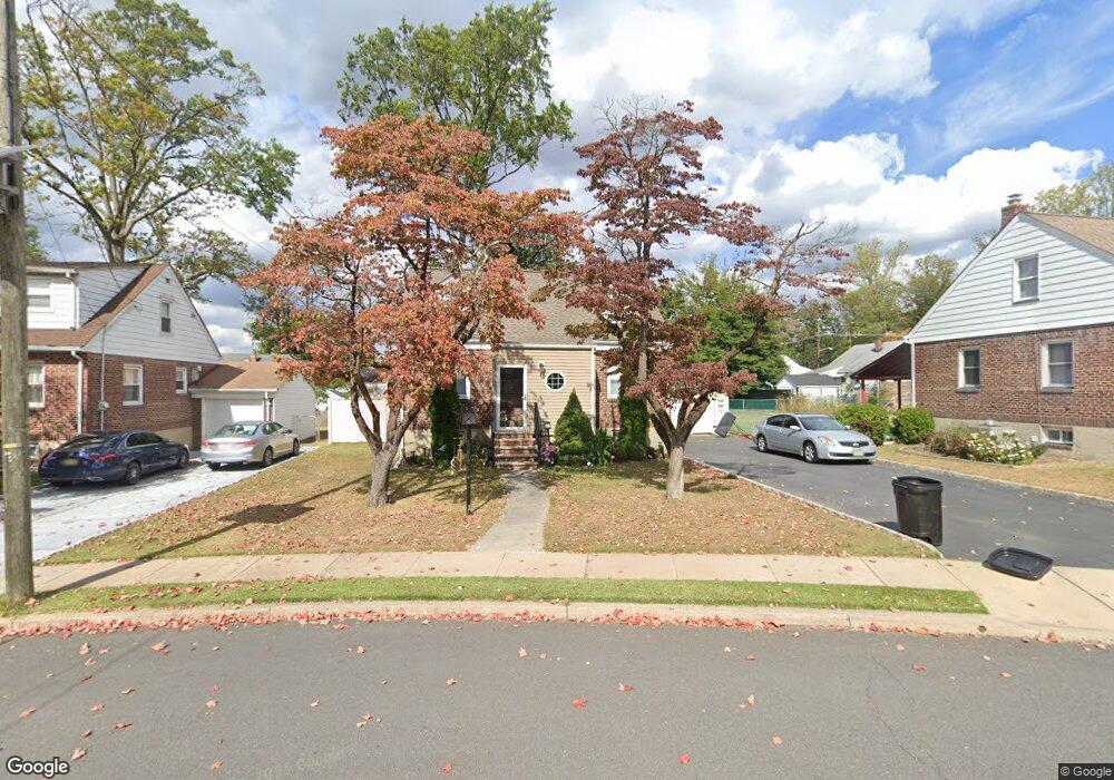 120 Oakmanor Pkwy, South Plainfield, NJ 07080 - photo 1